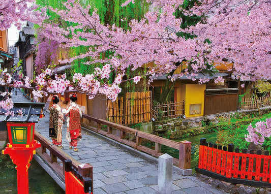 Beverly 66-140　Scenery • Sakura in Gion　600 Pieces Jigsaw Puzzle