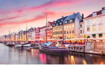 Pintoo • Scenery • Nyhavn Canal in Copenhagen, Denmark　1000 PCS　Plastic Jigsaw Puzzle