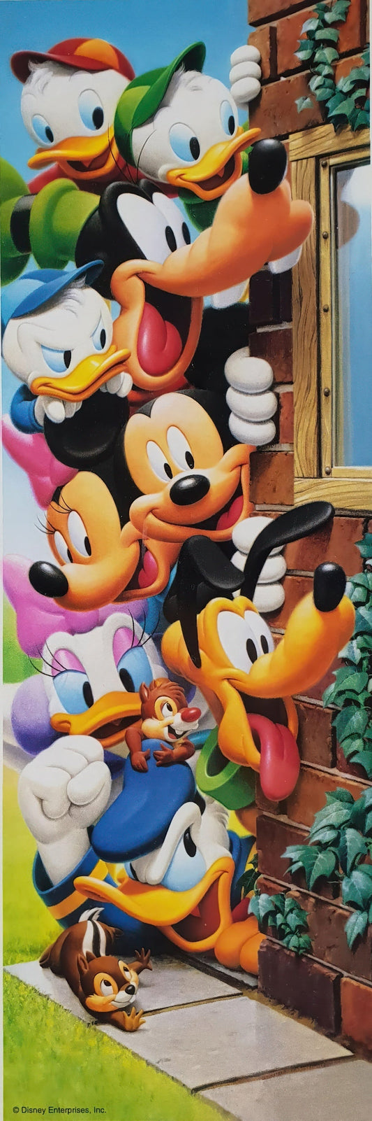 Tenyo D-950-556　Mickey & Friends • Lying in Wait for Fun!　950 Pieces Jigsaw Puzzle