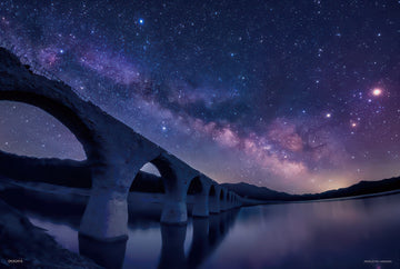 yanoman-03-878-phantom-galaxy-bridge-(hokkaido)---the-milky-way-and-taushubetsu-river-bridge---300-pieces-jigsaw-puzzle