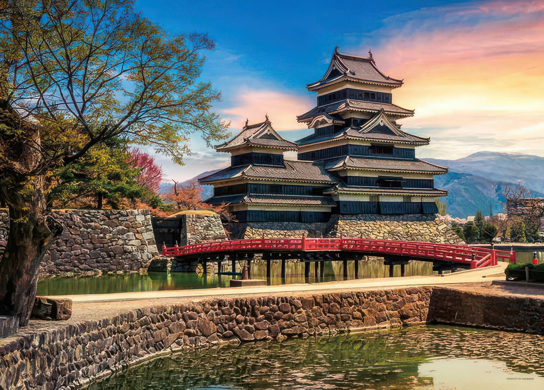 yanoman-05-1038-matsumoto-castle-at-sunset-(nagano)-500-pieces-jigsaw-puzzle