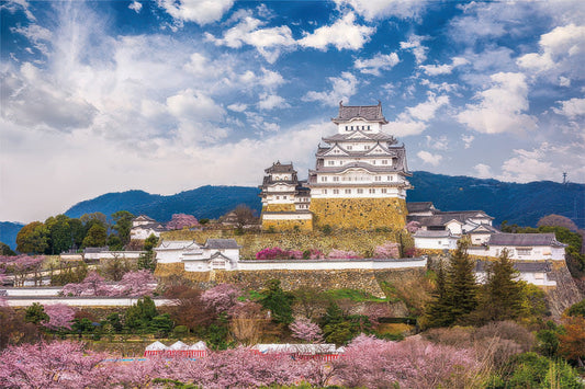 Yanoman 10-1313　Scenery • Blooming Sakura at Himeji Castle, Hyogo　1000 Pieces Jigsaw Puzzle