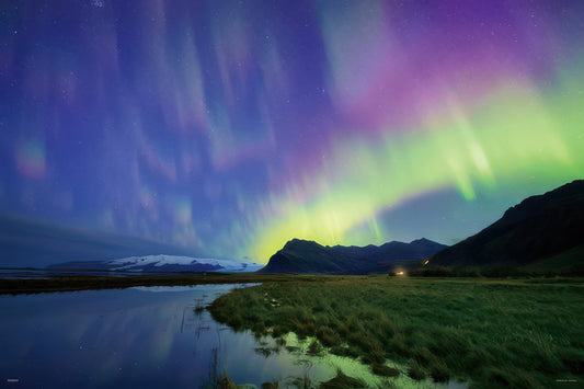 Yanoman 10-1385　Scenery • Aurora in Iceland　1000 Pieces Jigsaw Puzzle